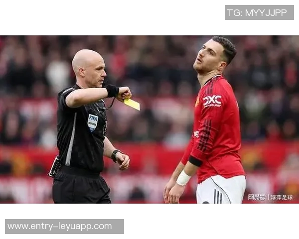 希勒强烈批评裁判未出示红牌认为达洛特的犯规行为不可原谅